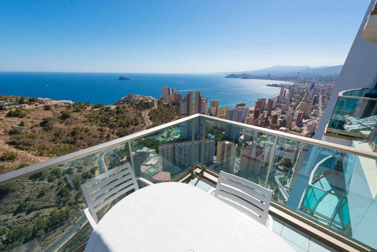 High Rise Apartment On The 39Th Floor With Private Terrace And Sea Views Benidorm Exterior foto