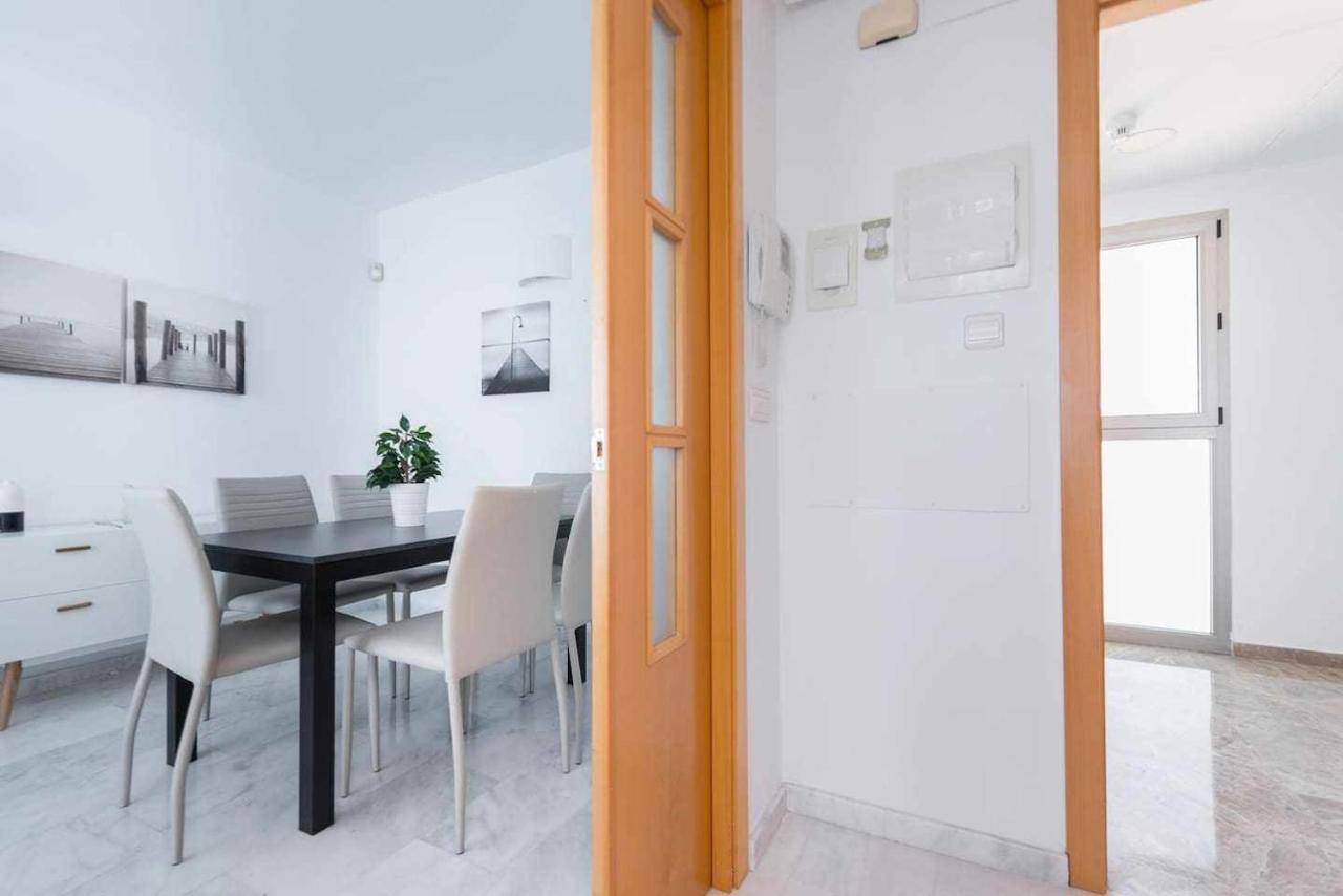 High Rise Apartment On The 39Th Floor With Private Terrace And Sea Views Benidorm Exterior foto